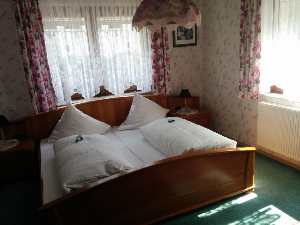 Hotel Seemoewe Simmerath Room photo