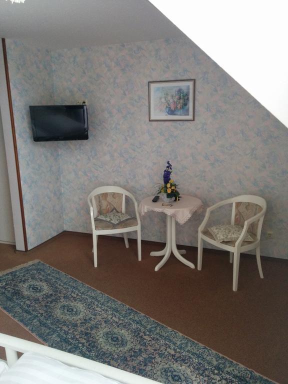 Hotel Seemoewe Simmerath Room photo